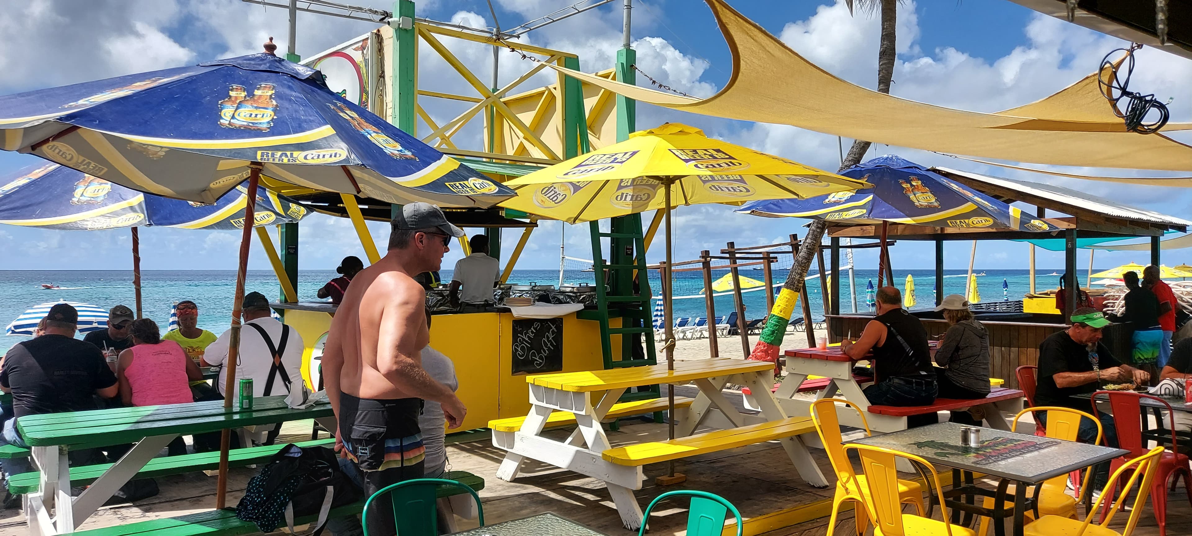 Vibes Beach Bar